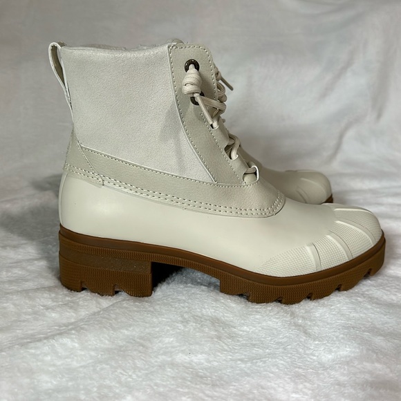 Women’s Sperry Syren Ascend in Cream Size 8.5 - Picture 1 of 7